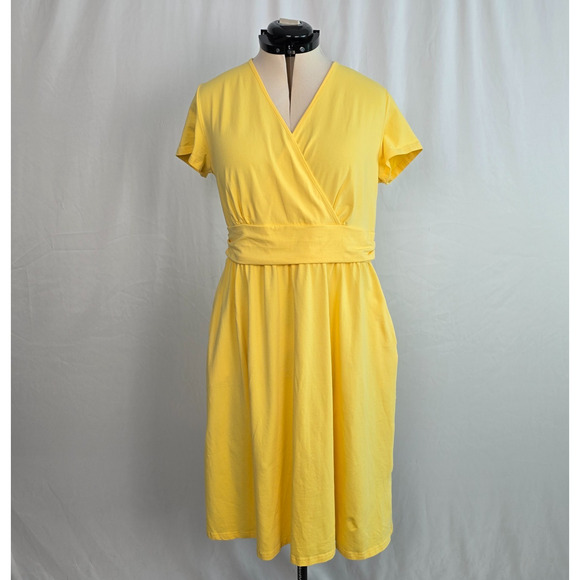 Ouges Dresses & Skirts - Ouges Wrap Midi Dress Women's XXL Yellow V-Neck Short Sleeve NWOT